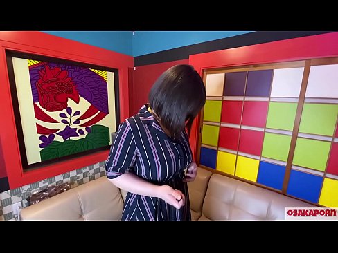 ❤️ جاپاني پياري وڏي سيني سان گڏ جنسي رانديڪن سان مشت زني ڪري ٿي ۽ هڪ orgasm آهي. هوءَ هڪ انٽرويو ۾ پنهنجي ڀوائتي تجربي بابت ڳالهائي ٿي. وڏيون چوڙيون ۽ وارن واري بلت زور سان روئي رهي آهي. اوساڪاپورن ❤ مقعد وڊيو