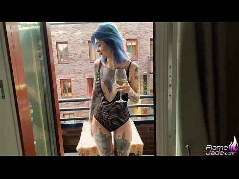 ❤️ زبردست ڇوڪري گلپ سان چوسندي ۽ کليل آسمان هيٺ جوش سان چوسندي ❤ مقعد وڊيو